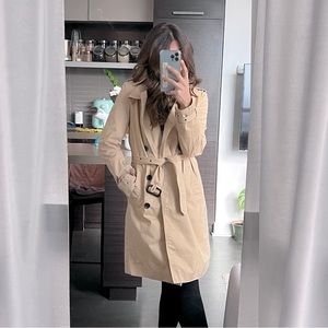 Massimo Dutti tan trench coat 🧥